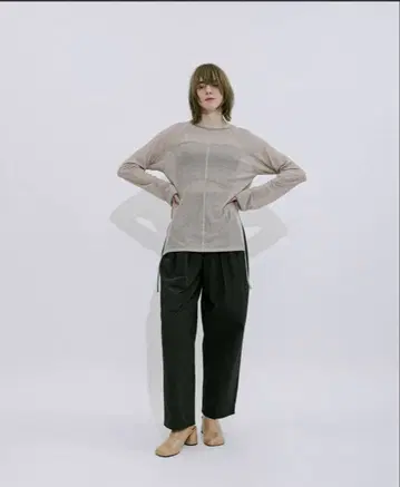 [ 미사용 택 포함 ] LAATO piping sheer tee 모카