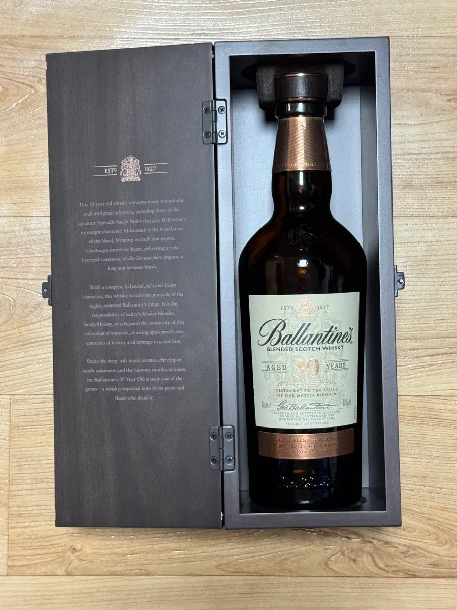 Ballantine&#x27;s 30 Year Old Whisky Bottle, Case