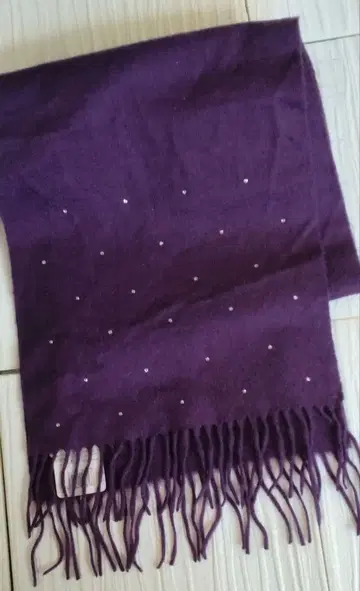 새상품 스와로브스키 캐시미어 숄 퍼플