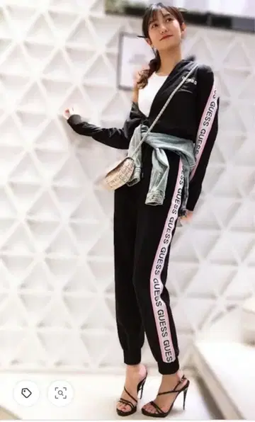 Guess / THEA 로고 테이프 점프수트