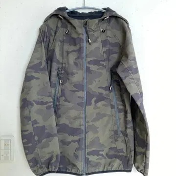 카모 패턴 후드 부착 나일론 자켓 M