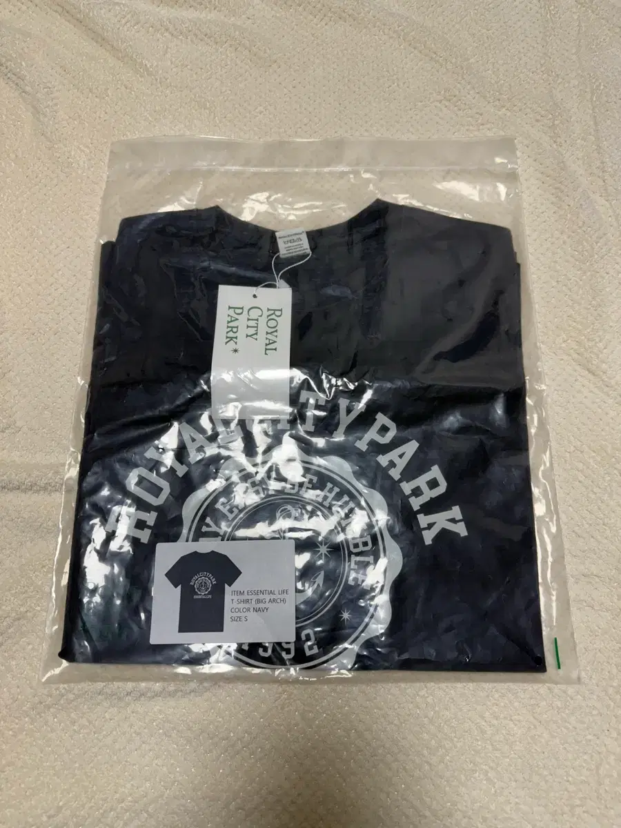 [New Product] Royal City Park ESSENTIAL LIFE Short-Sleeve T-Shirt