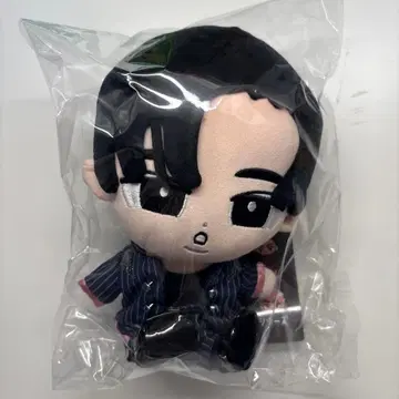 스트라이프 수트 봉제 인형