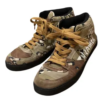 [ 레어템 ] THRASHER 카모플라쥬 하이컷 스니커즈 27cm