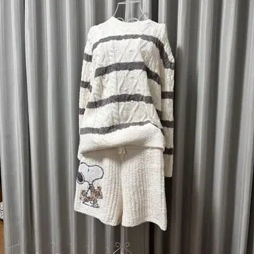 미사용 새상품 SNOOPY 팬츠 & 상의 세트 판매