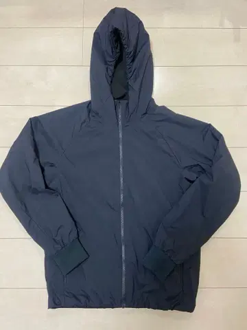 티고라 써모라이트 패딩 자켓 L 사이즈