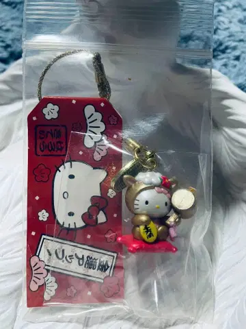 산리오 헬로키티 지역 한정 스트랩 금전운 업 에토 키티