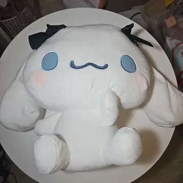 시나몬 롤 봉제 인형