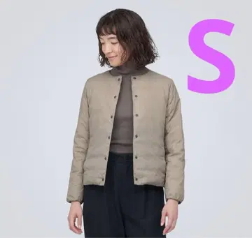 무인양품 경량 다운 포켓터블 노카라 자켓 라이트 베이지 S 사이즈