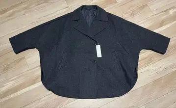 [ 새상품 ] GU 코지 멜톤 케이프 코트 M 멜톤 코트 케이프 그레이