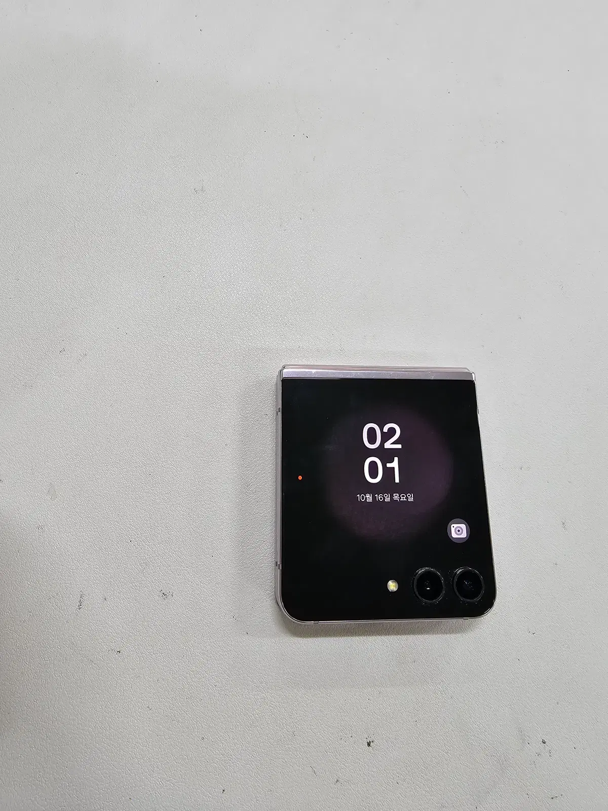 Galaxy Z Flip5 Lavender No Screen Burn-in Normal Unlocked Phone