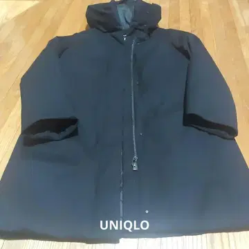 UNIQLO 후드 부착 하이브리드 다운 코트 다크 네이비 S 사이즈