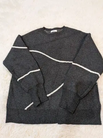 a.v.v 그레이 라인 패턴 긴팔 니트 스웨터 여성용 M 사이즈