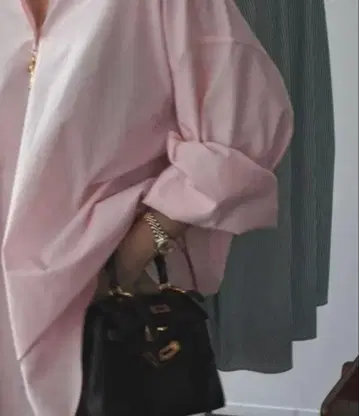 ETRE TOKYO 핑크 오버 사이즈 셔츠