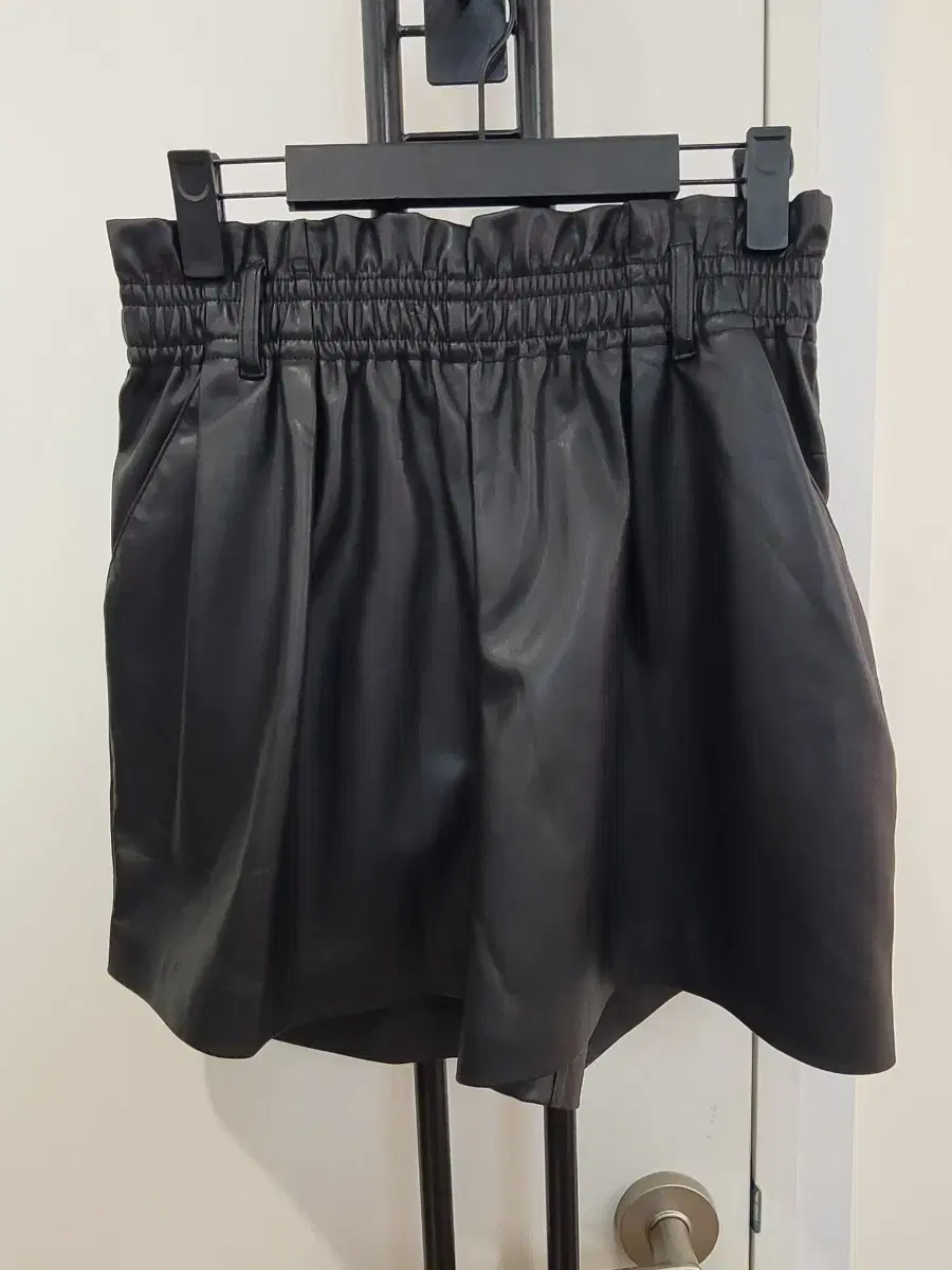 Zara Black Ecco Leather Shirring Shorts Size S