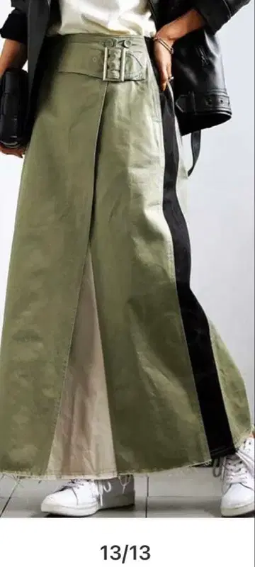 안티카 배색 스커트