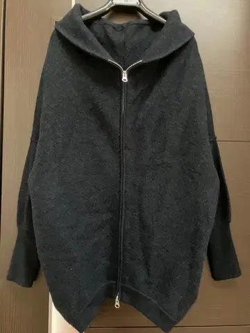 뷔르데사봉 더블 지퍼 변형 니트 풀오버 네이비 새상품급