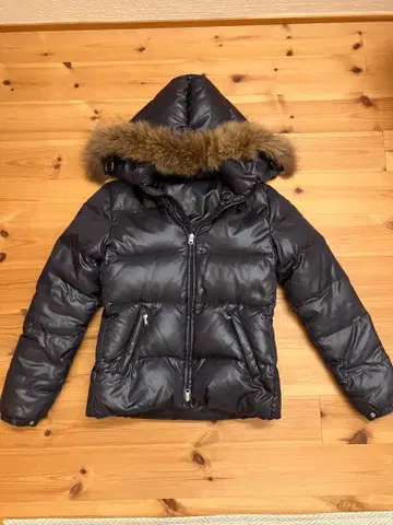 다운 자켓 Audrey and John Wad