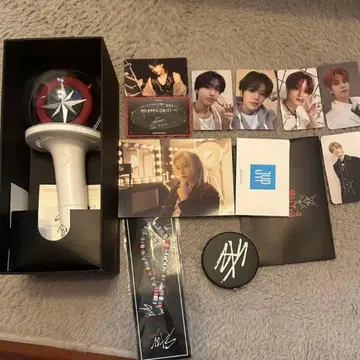 Stray Kids 응원봉 덤 포함