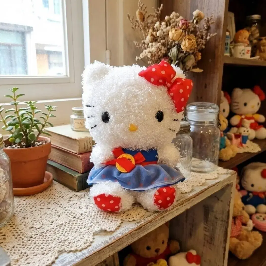 Onepiece Kitty Fuzzy Doll