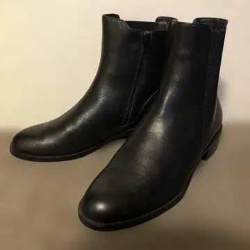 새상품급 ing 사이드 고어 부츠 블랙 23.5cm