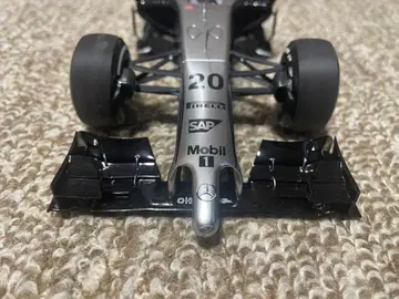 F1 맥라렌 MP4-29 1/18 마그누센