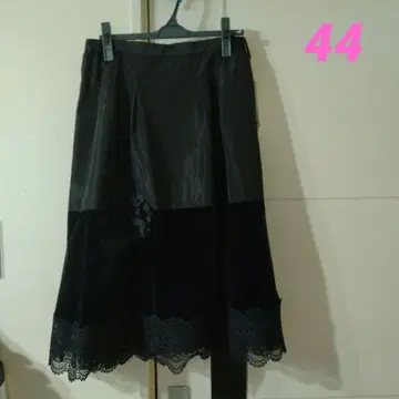 최신작 [새상품] 슈퍼뷰티 밑단 레이스 벨로아 타프타 소재 스커트 44