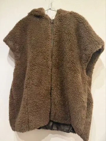 COEL 코엘 보아 후드 베스트 테디베어 브라운