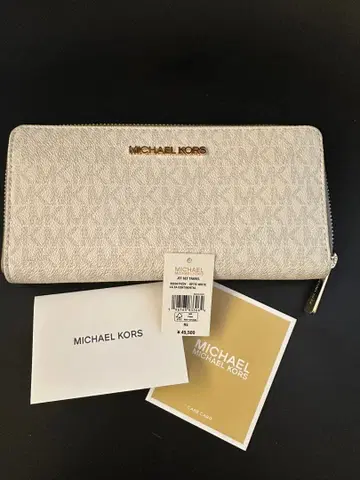 새상품급 MICHAEL KORS 화이트 장지갑