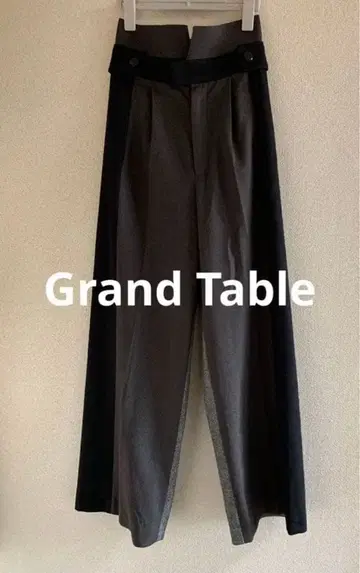Grand Table 그랜터블 바이컬러 하이웨스트 팬츠