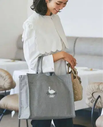 [미사용 새상품] SEVENTEN 팔라스 호텔 콜라보 토트백 대