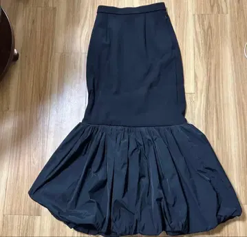 UN3D. 블랙 도킹 벌룬 롱 스커트 36