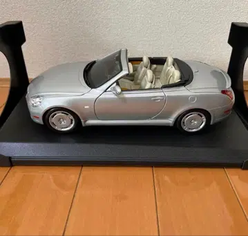 렉서스 SC430 1/18