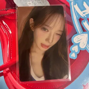 izna 사랑 회장 한정판 오프라인 이벤트