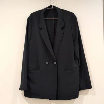 UNITED TOKYO 블랙 테일러드 자켓 사이즈 2