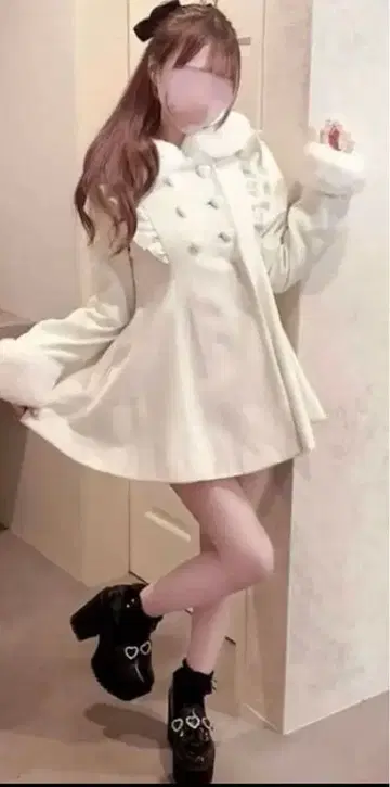 시마무라 모에냐 하트 버튼 프릴 코트 M