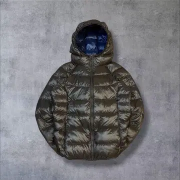 [수납 봉투 포함] UNIQLO 울트라 라이트 다운 후디드 광택 경량