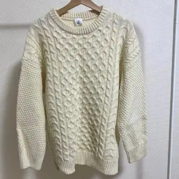 6(ROKU) 라이트 케이블 니트