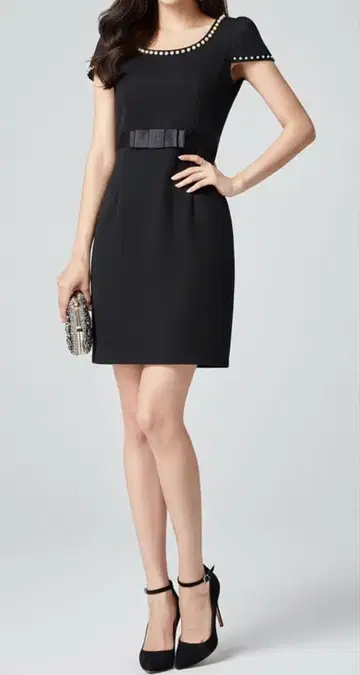 스트레치 소재 펄 장식 블랙 반팔 원피스 S 사이즈