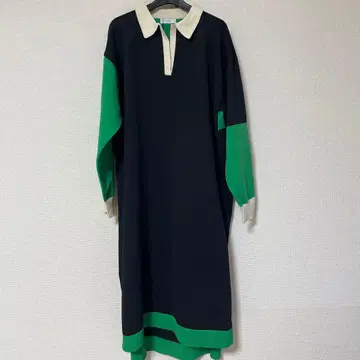 미사용 새상품 PAGEBOY 폴로 옷깃 롱 니트 원피스 블랙/그린