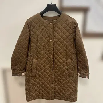 새상품급 MACKINTOSH 노카라 퀼팅 코트 블랙 빠른 발송