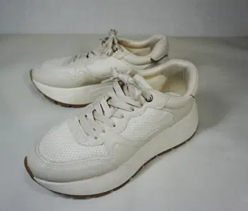 [여성용] [새상품급] 통굽 스니커즈 메쉬 키 밑창 베이지