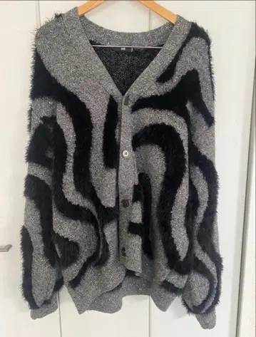 HARE 이소자이 라인 스팽글 가디건 S 24AW 완판