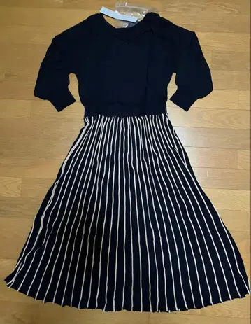 플리츠 니트 원피스 네이비 M