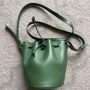 SEZANE 그린 버킷 숄더백