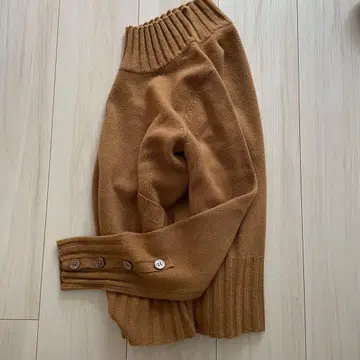 올드 잉글랜드 카멜 울 니트