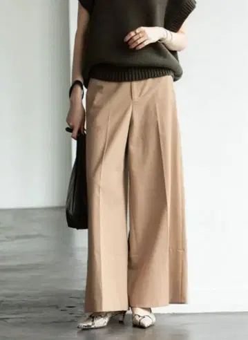 NOBLE 컴팩트 트윌 배기 팬츠