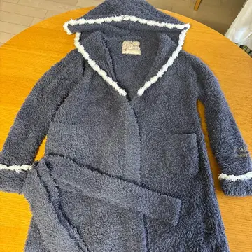 gelato pique 후드 부착 가운