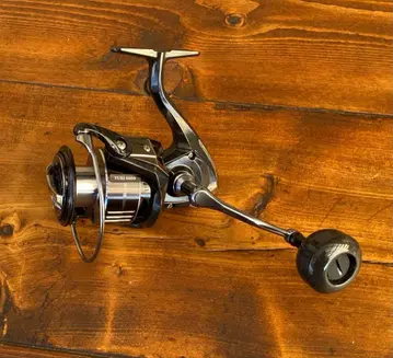 미사용 새상품 스피닝 릴 6000번 지깅 쇼어지깅 농어