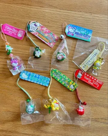 지역 한정 키티 매듭 스트랩 꽃 시리즈 플라워 아일랜드